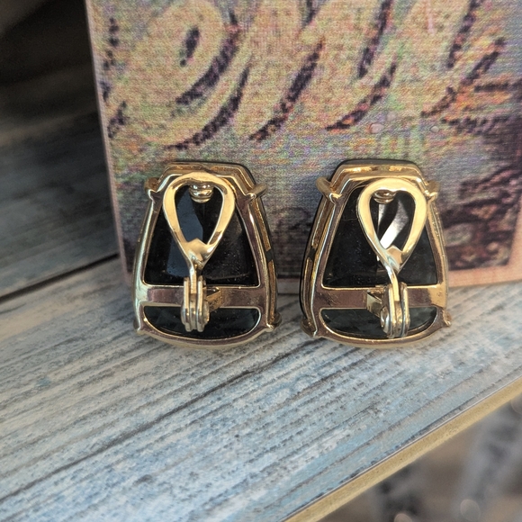 Vintage Monet Statement Clip-On Earrings | Bold Faceted Glass Stones|1980s - Picture 3 of 7